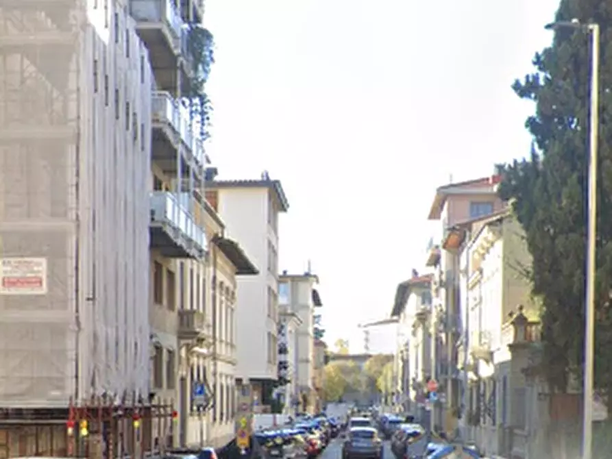 Immagine 5 di Magazzino in vendita  in Via Benedetto Varchi a Firenze