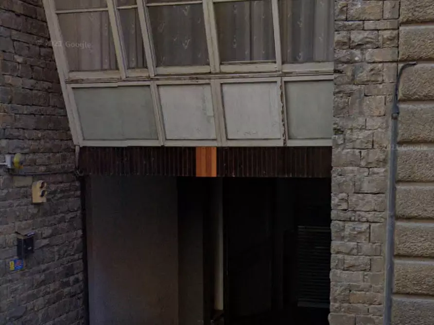 Immagine 7 di Magazzino in vendita  in Via Benedetto Varchi a Firenze