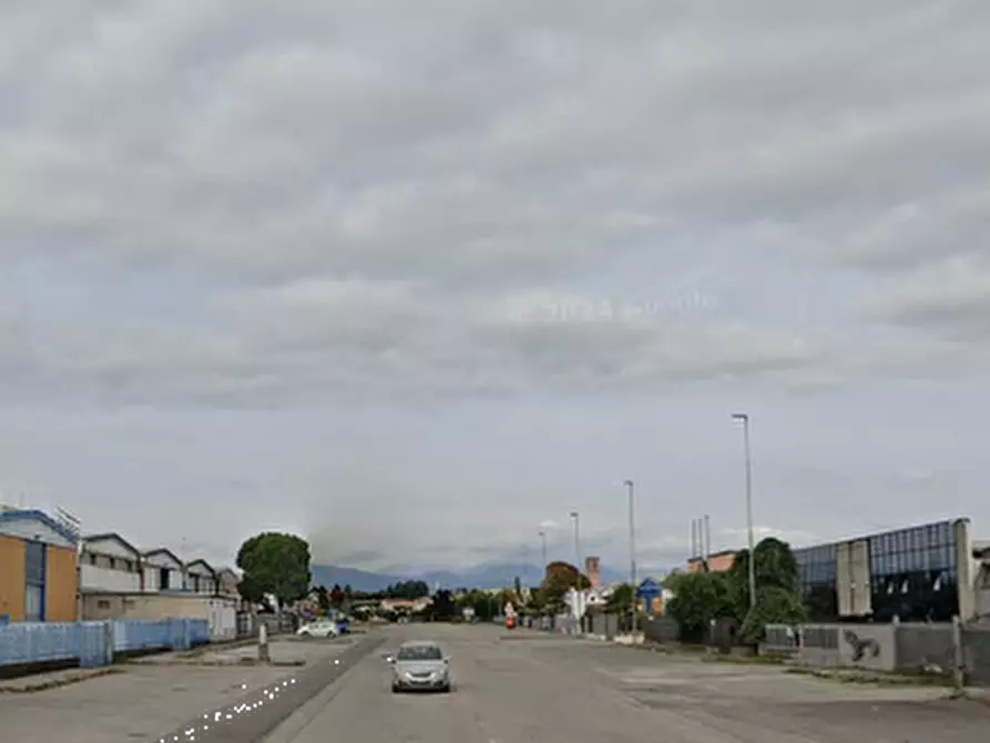 Immagine 2 di Capannone industriale in vendita  in Corso Italia a Verdello