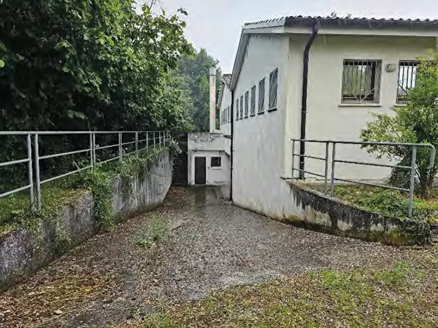 Immagine 4 di Capannone industriale in vendita  in Via Brigata Campania a Crocetta Del Montello