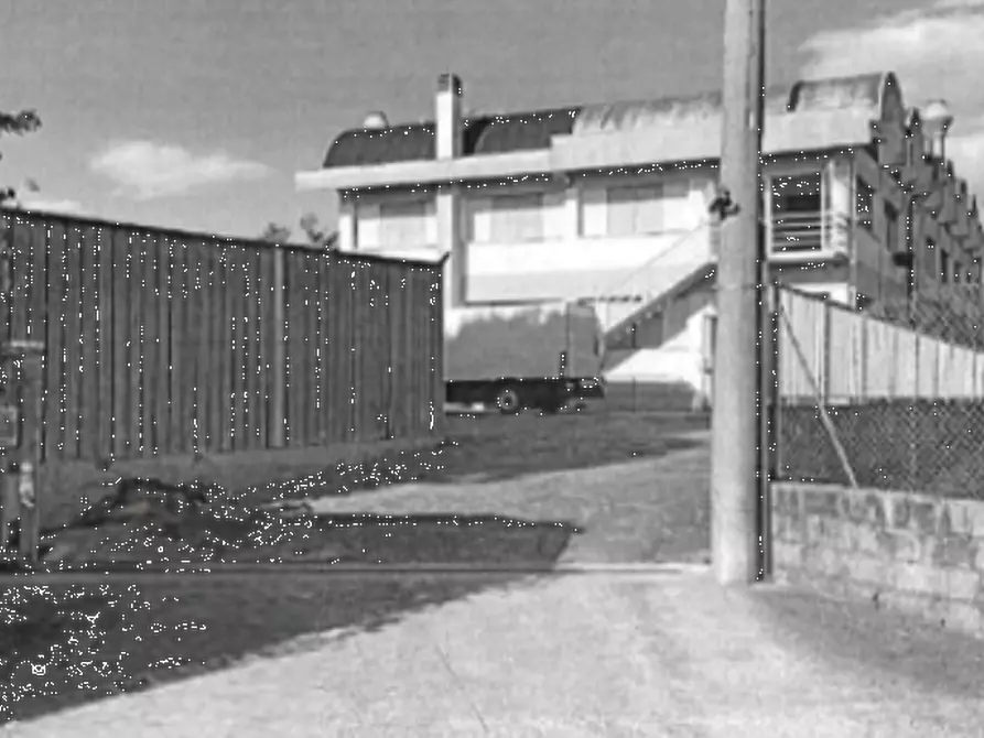 Immagine 2 di Laboratorio in vendita  in Via Ferdinando Magellano a Monsummano Terme