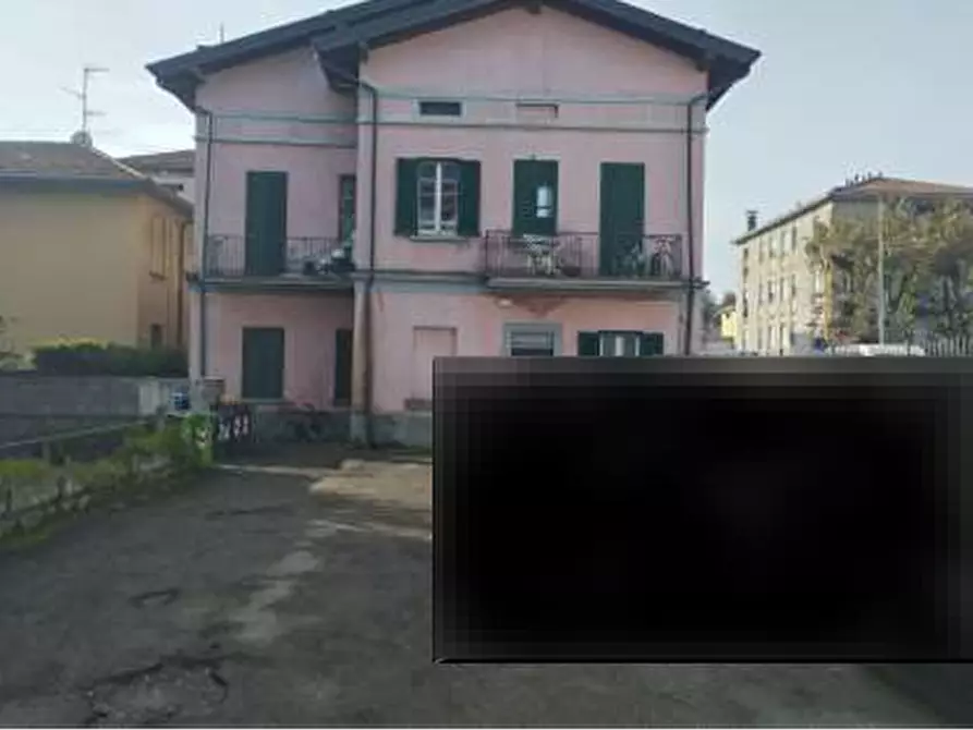 Immagine 6 di Magazzino in vendita  in Via Quarnero a Varese