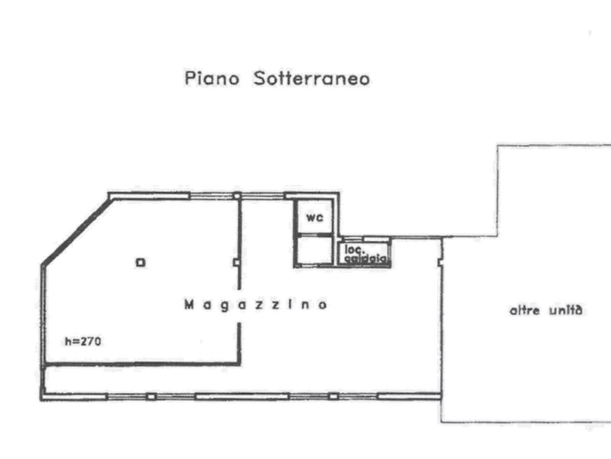 Immagine 19 di Magazzino in vendita  in Via Quarnero a Varese