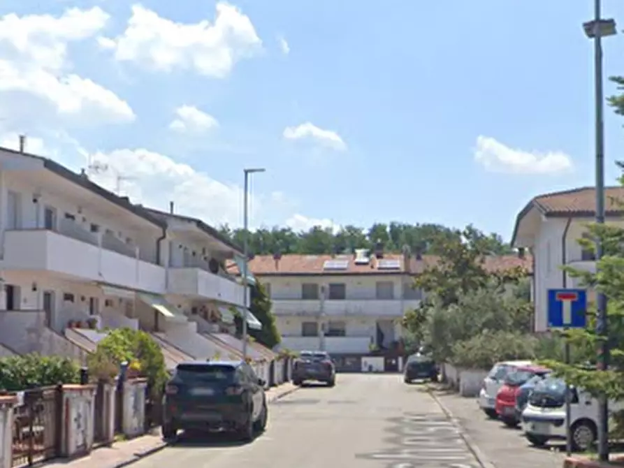 Immagine 4 di Villetta a schiera in vendita  in Via Provinciale Lucchese a Serravalle Pistoiese
