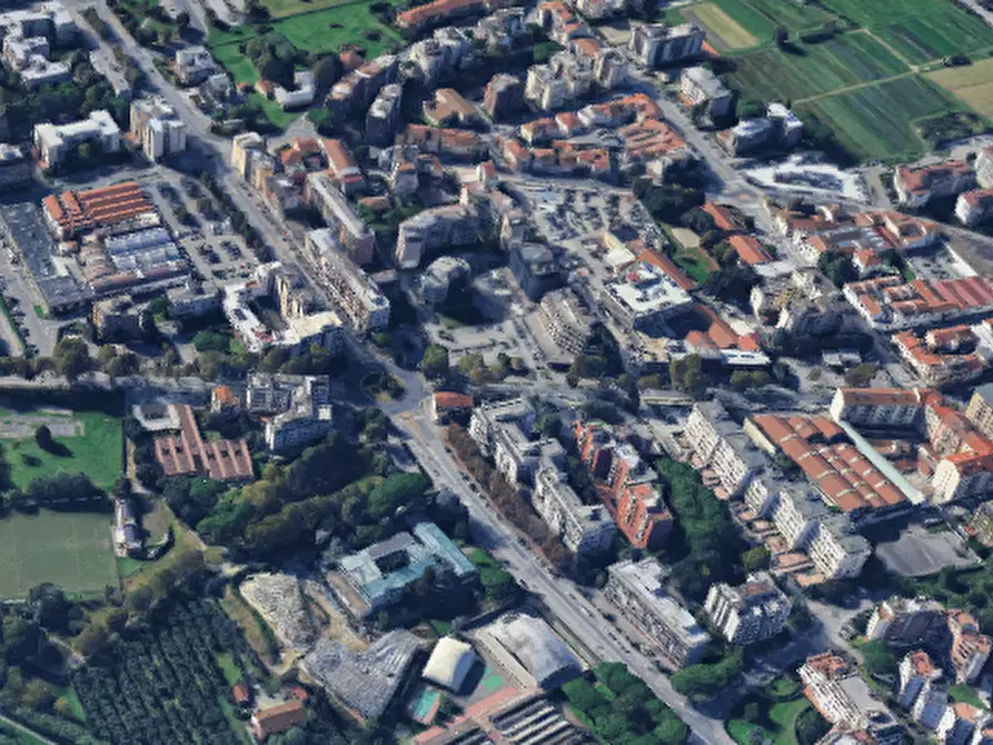 Immagine 7 di Magazzino in vendita  in Viale Montegrappa a Prato