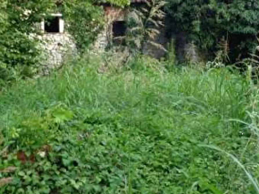 Immagine 1 di Terreno edificabile in vendita  in Via Cansiglio a Caneva