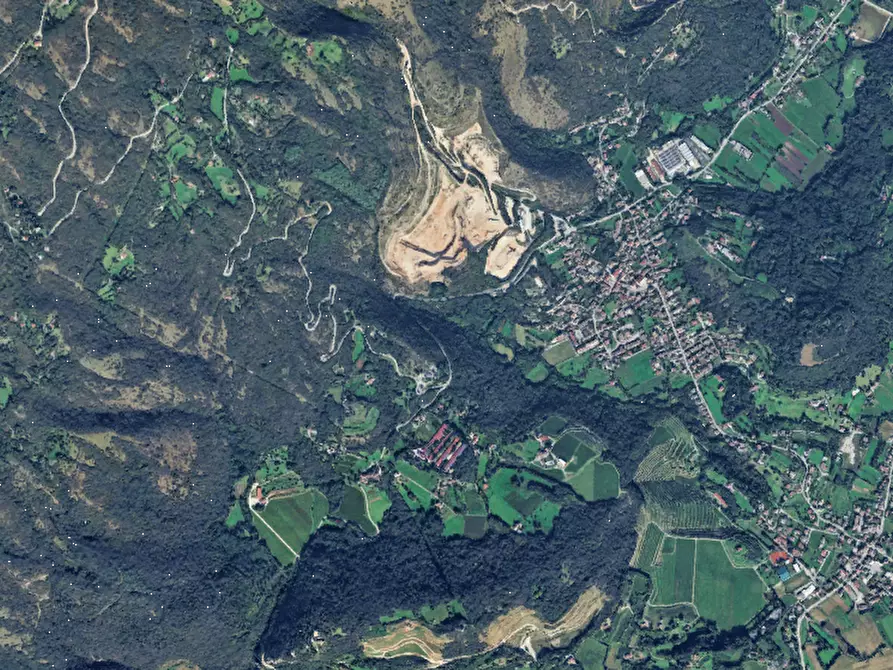 Immagine 7 di Terreno edificabile in vendita  in Via Cansiglio a Caneva