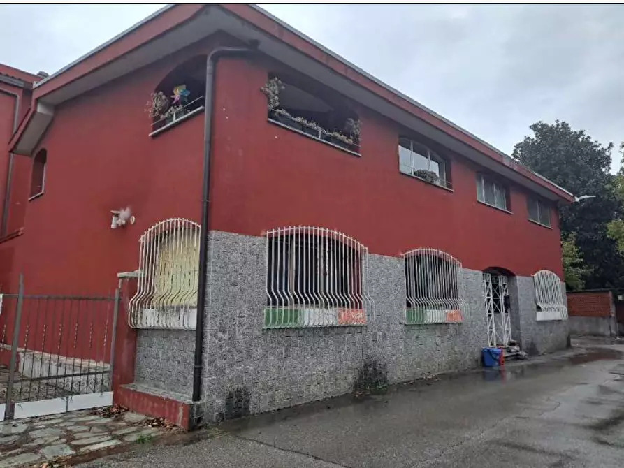 Immagine 1 di Appartamento in vendita  in Via Colombo a Leggiuno