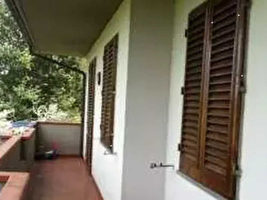 Immagine 10 di Appartamento in vendita  in Via Sebastiano del Buono a Prato