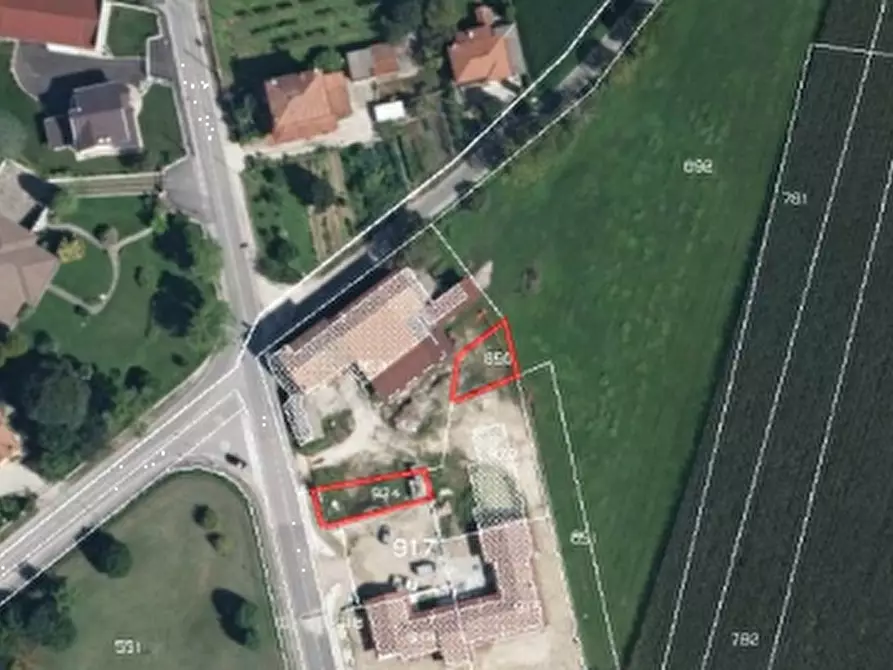 Immagine 2 di Terreno agricolo in vendita  in Via Levada a Brugnera