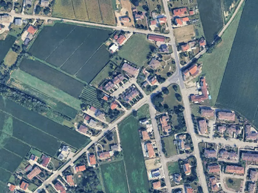 Immagine 10 di Terreno agricolo in vendita  in Via Levada a Brugnera