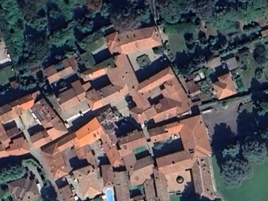 Immagine 20 di Appartamento in vendita  in Piazza Monte Grappa a Daverio