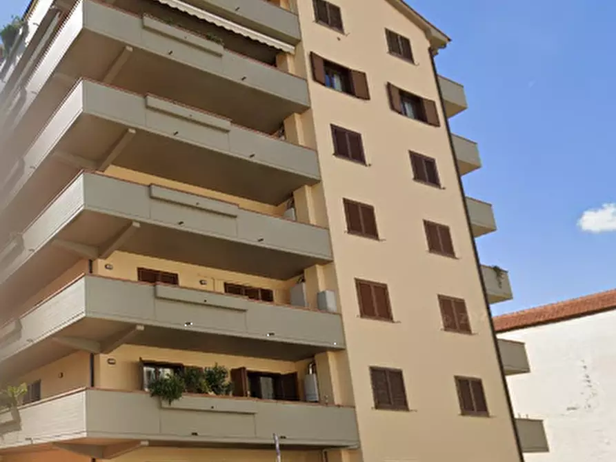 Immagine 4 di Appartamento in vendita  in Via Fratelli Giachetti  a Prato