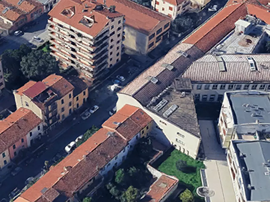 Immagine 21 di Appartamento in vendita  in Via Fratelli Giachetti  a Prato