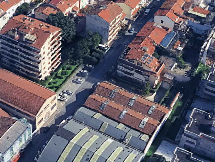 Immagine 23 di Appartamento in vendita  in Via Fratelli Giachetti  a Prato