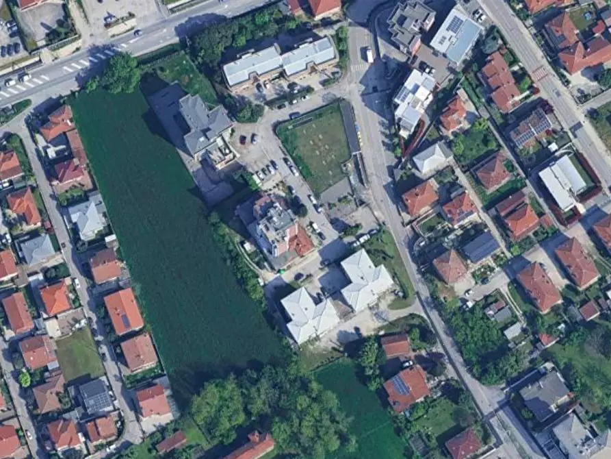 Immagine 11 di Appartamento in vendita  in Via Chiesa di Rorai  a Pordenone