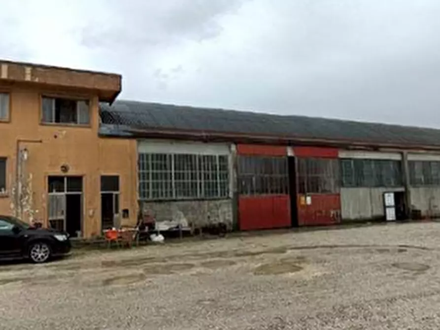 Immagine 10 di Capannone industriale in vendita  in Via Parini a Manzano