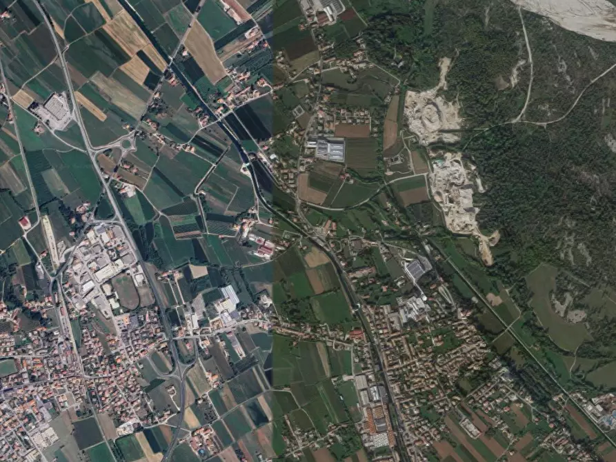 Immagine 12 di Negozio in vendita  in Frazione Ciano a Crocetta Del Montello