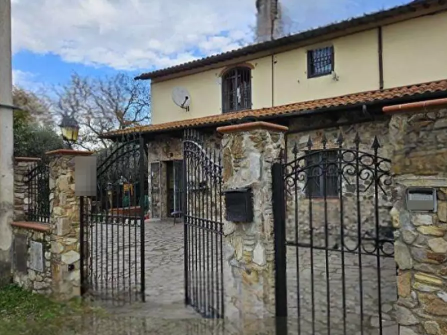 Immagine 5 di Porzione di casa in vendita  in Via del Porto  a Monsummano Terme