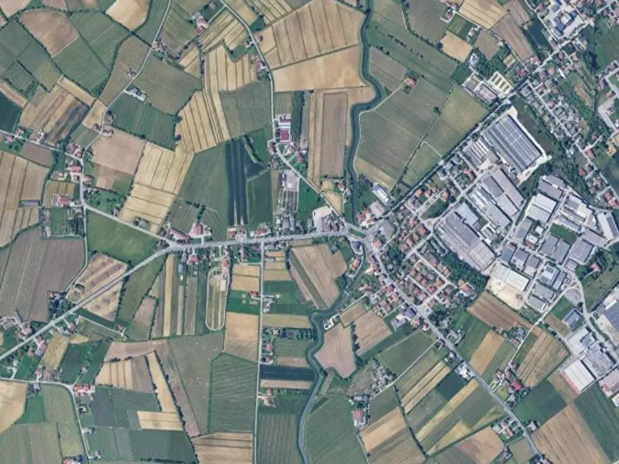 Immagine 23 di Porzione di casa in vendita  in Piazza Guglielmo Marconi a Pramaggiore