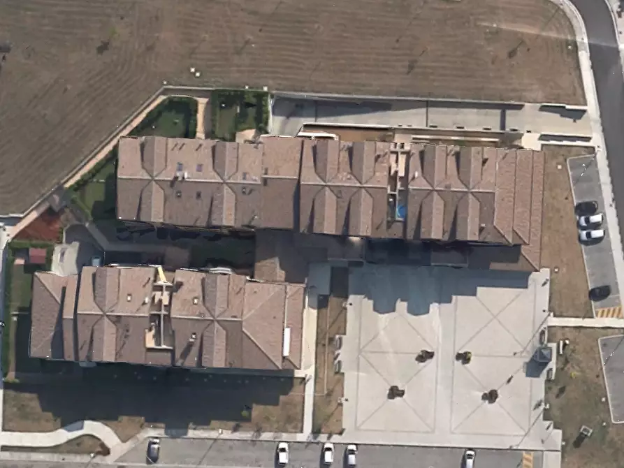 Immagine 10 di Negozio in vendita  in Piazza San Valentino a Pagnacco