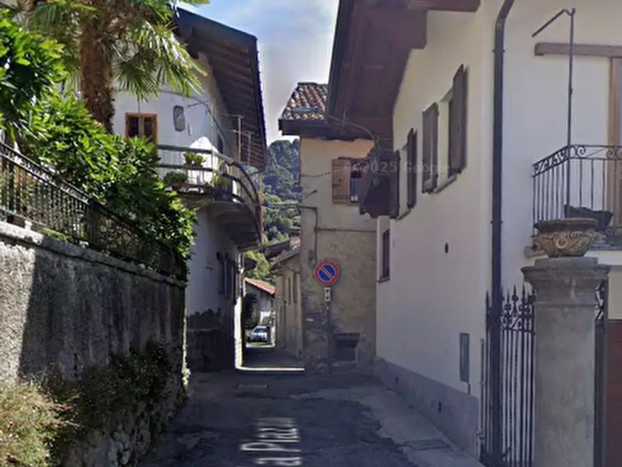 Immagine 28 di Casa indipendente in vendita  in Via San Bartolomeo a Cittiglio