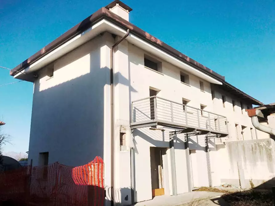 Immagine 10 di Porzione di casa in vendita  in Via I Maggio a Martignacco