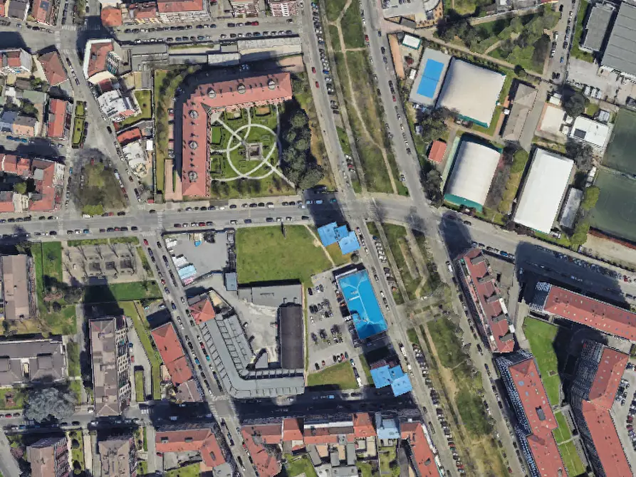 Immagine 1 di Negozio in vendita  in Corso Brunelleschi a Torino