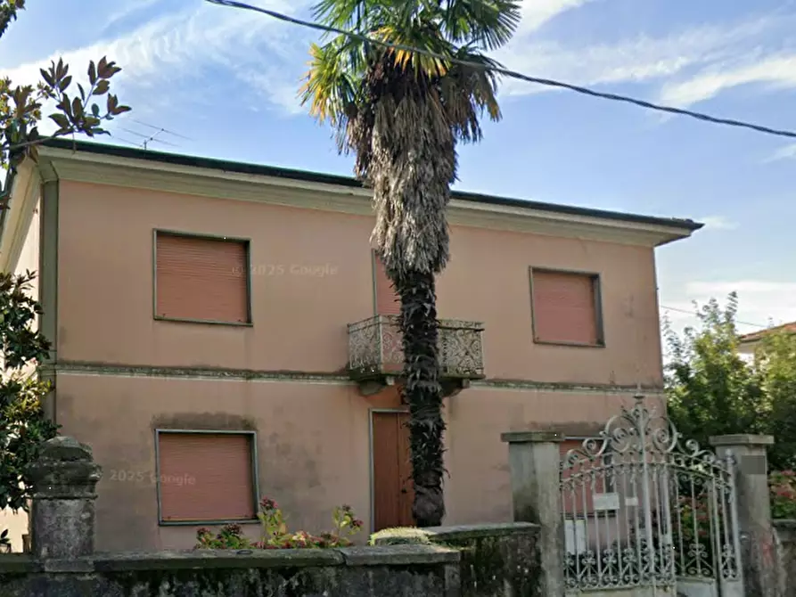 Immagine 6 di Casa indipendente in vendita  in Via IV Novembre a Sangiano