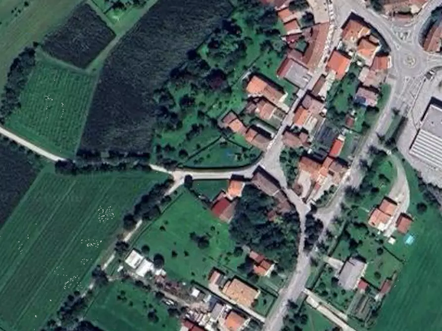 Immagine 13 di Porzione di casa in vendita  in Via Case Peruzzo a San Martino Al Tagliamento