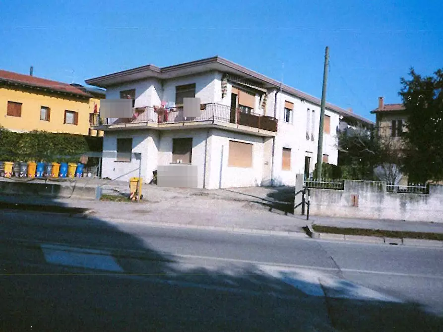 Immagine 1 di Appartamento in vendita  in Via Postumia a Paese