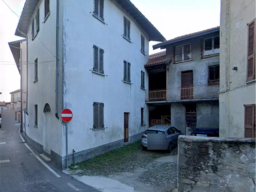 Immagine 7 di Porzione di casa in vendita  in Via Cerea a Gazzada Schianno