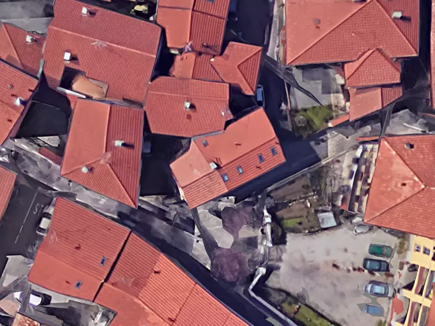 Immagine 9 di Porzione di casa in vendita  in Via Cerea a Gazzada Schianno