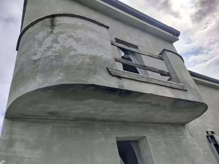 Immagine 13 di Villa in vendita  in Via Giacomo Leopardi a Giacciano Con Baruchella