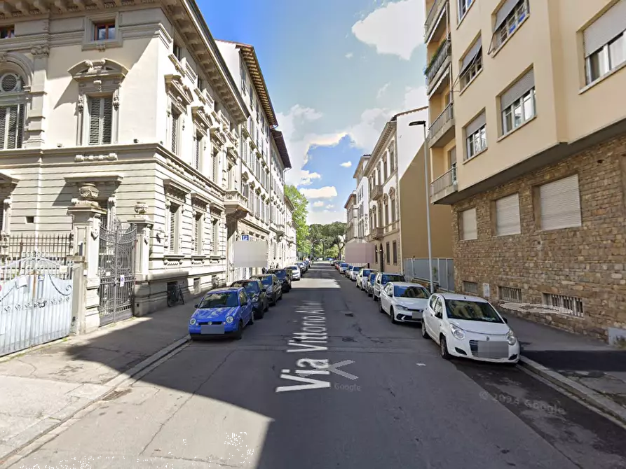 Immagine 4 di Posto auto in vendita  in Via Vittorio Alfieri  a Firenze