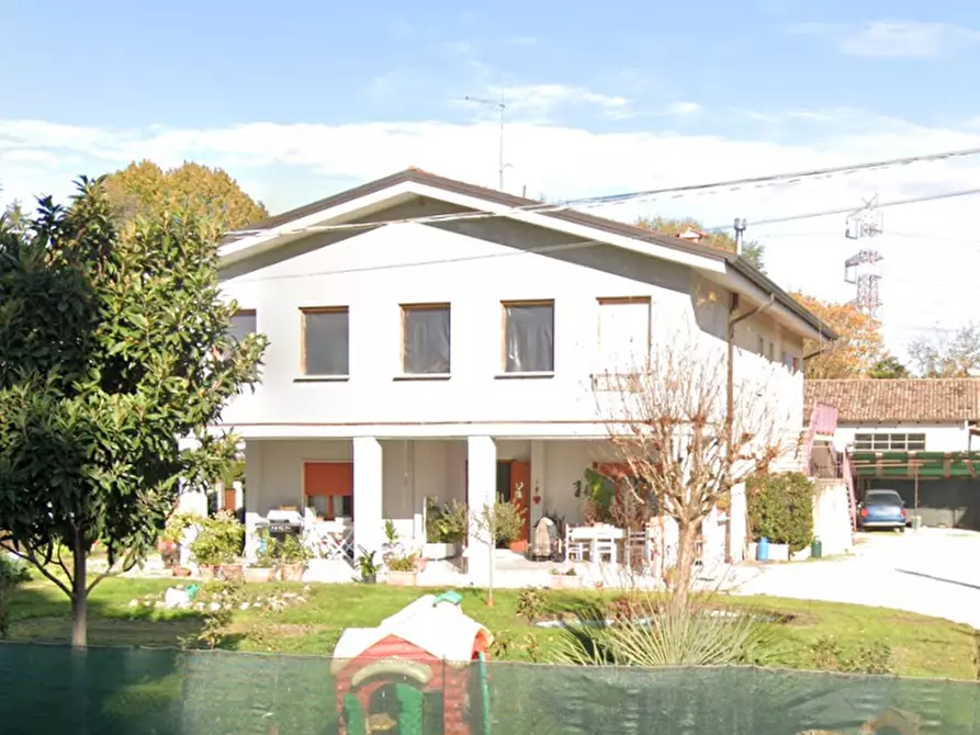 Immagine 6 di Appartamento in vendita  in Via Zero Branco a Mogliano Veneto