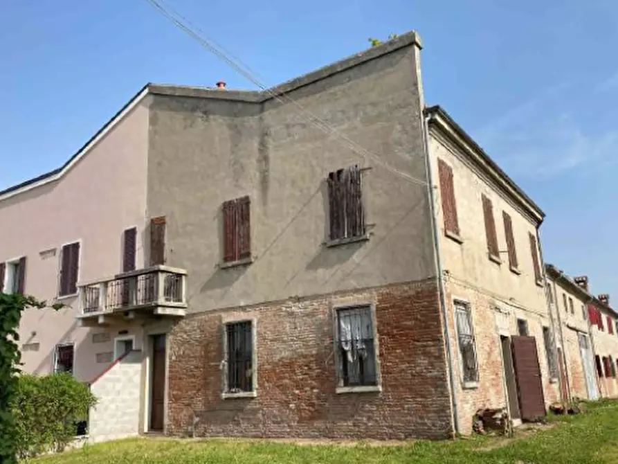 Immagine 14 di Rustico / casale in vendita  in Via Bardocchia  a Ferrara