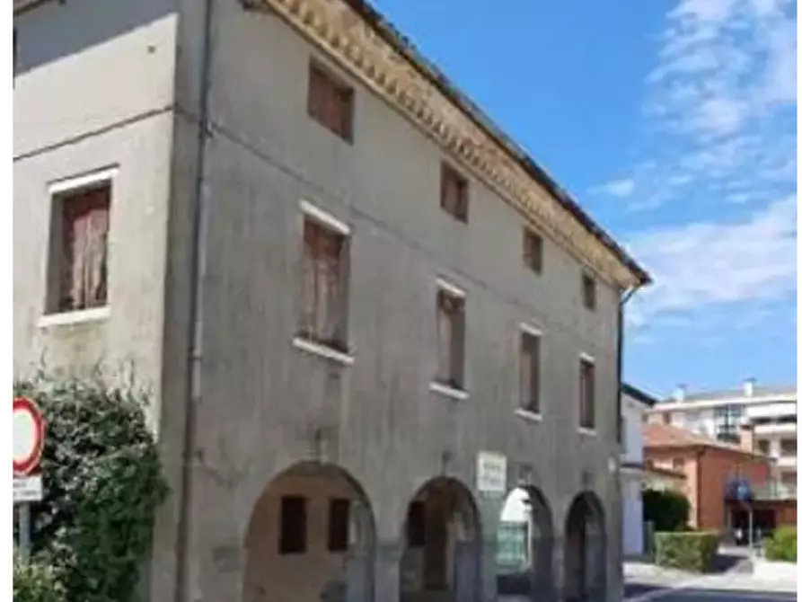 Immagine 2 di Casa indipendente in vendita  in Via Zero Branco a Mogliano Veneto