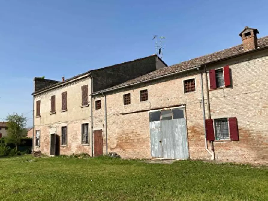 Immagine 4 di Rustico / casale in vendita  in Via Bardocchia  a Ferrara