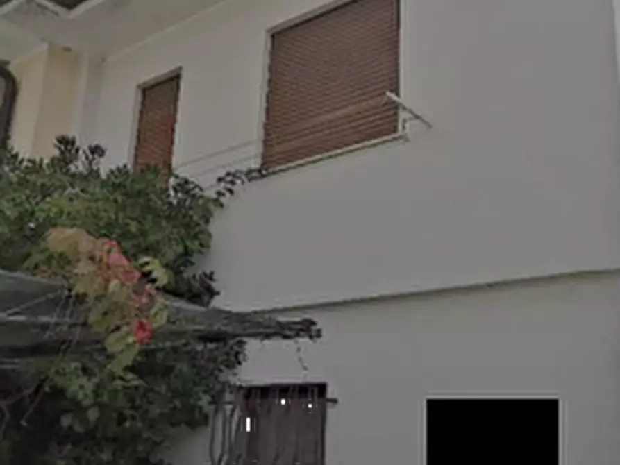 Immagine 2 di Villetta a schiera in vendita  in Via delle Tamerici a Rosolina
