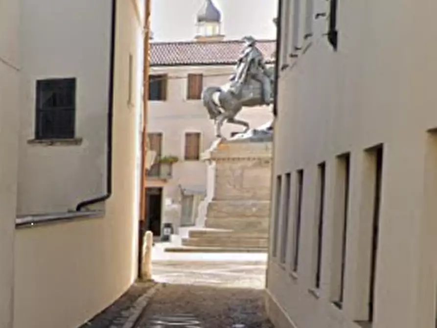 Immagine 16 di Ufficio in vendita  in Via Torquato Fraccon a Rovigo