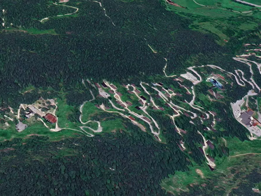 Immagine 8 di Casa indipendente in vendita  in Via Metanopoli a Borca Di Cadore