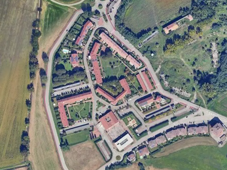 Immagine 4 di Posto auto in vendita  in Via Cattanea a Lacchiarella