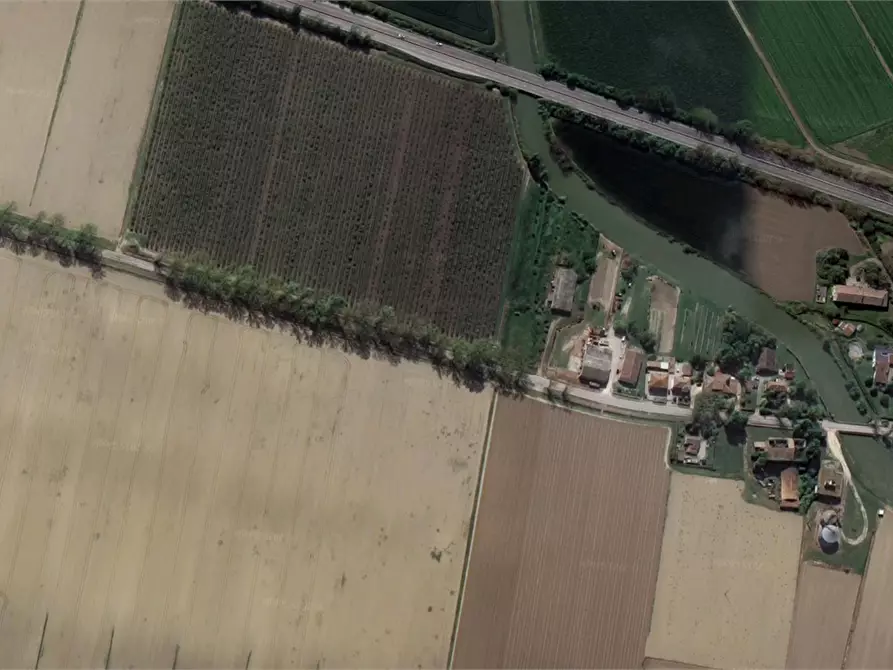 Immagine 10 di Casa indipendente in vendita  in Via Ferrara a Ostellato