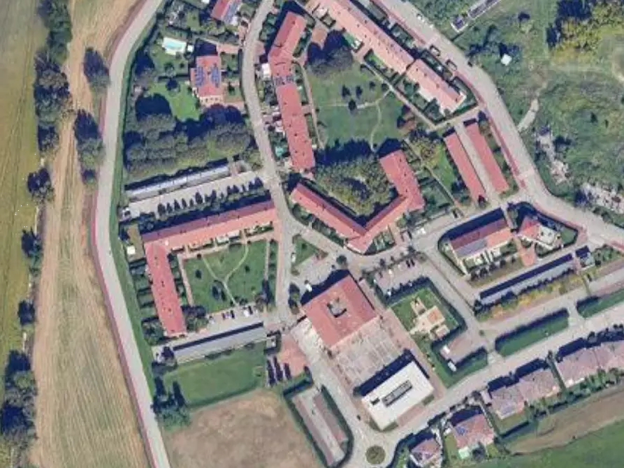 Immagine 3 di Posto auto in vendita  in Via Cattanea a Lacchiarella