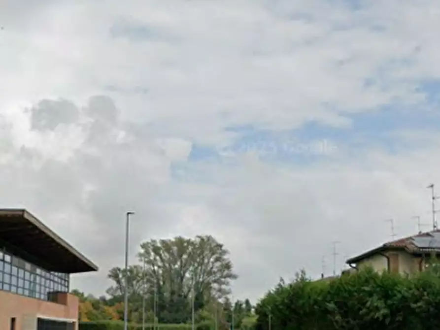 Immagine 9 di Posto auto in vendita  in Via Cattanea a Lacchiarella