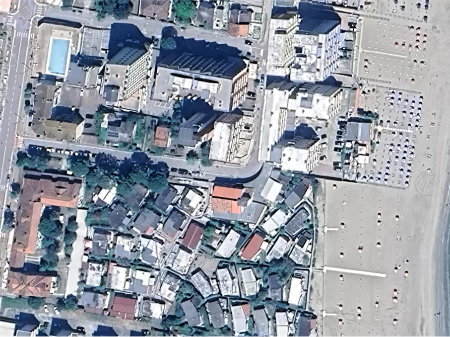 Immagine 12 di Appartamento in vendita  in Via Adamello a Comacchio