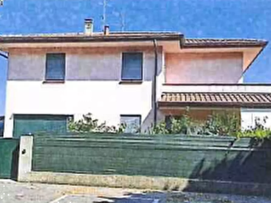 Immagine 6 di Porzione di casa in vendita  in Via de Nicola a Lusia