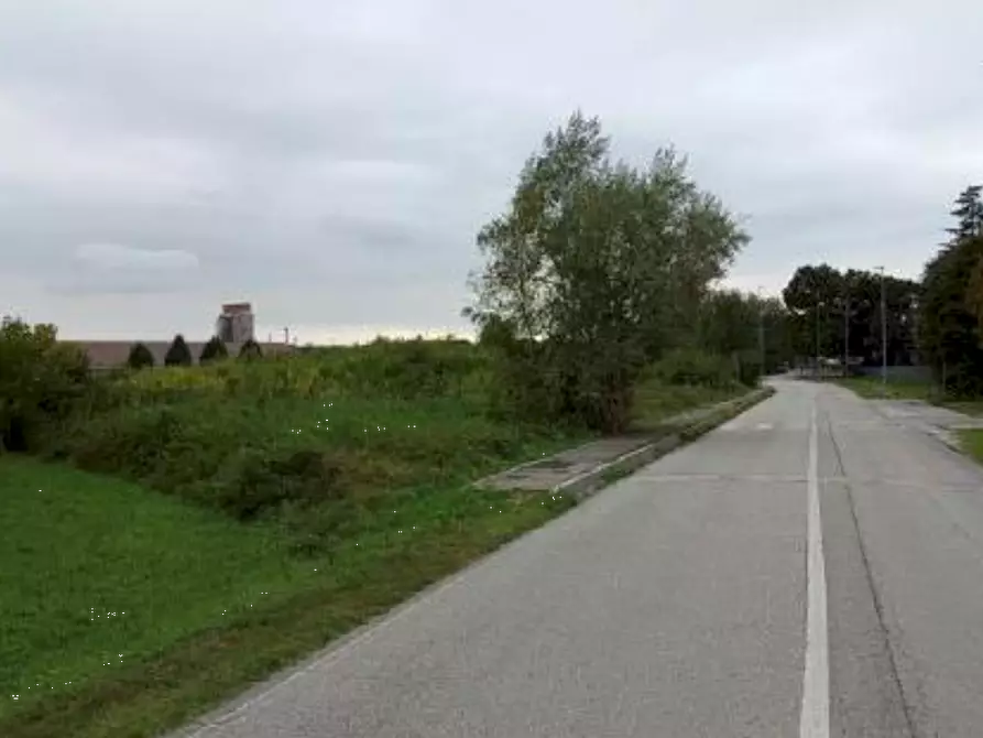 Immagine 4 di Terreno edificabile in vendita  in Via Michele Gortani a Majano