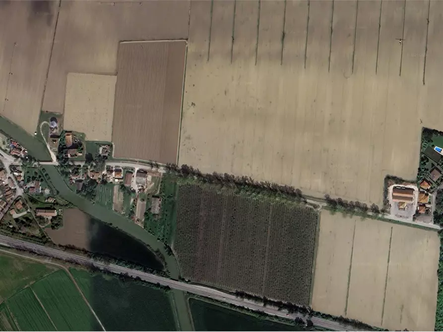 Immagine 3 di Casa indipendente in vendita  in Via Ferrara a Ostellato